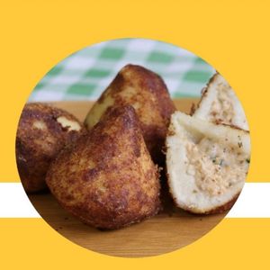 imagem do produto Coxinha de Frango Fit- 200gr c 4 unidades