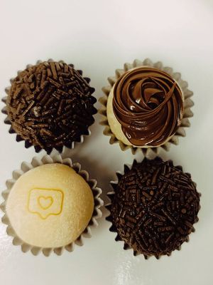 imagem do produto Caixinhas da felicidade com 4 doces