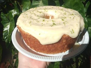 imagem do produto Bolo de limão caseiro 100% artesanal.