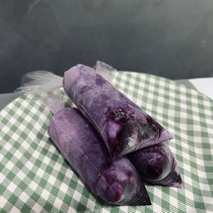 imagem do produto Uva com geleia de uvas pretas 