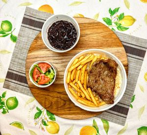imagem do produto Marmita - Bife Grelhado & Fritas
