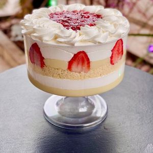 imagem do produto Taça de Ninho com Morango 