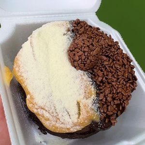 imagem do produto CAKE VULCÃO - BRIGADEIRO COM NINHO