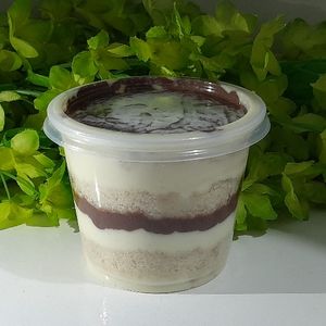 imagem do produto Bolo no pote , Ninho com Creme de avelã 