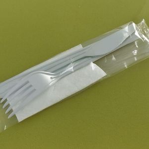 imagem do produto Garfo e faca descartáveis com papel toalha