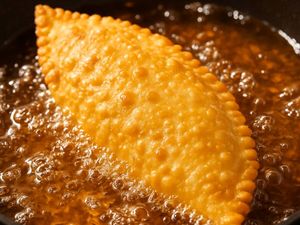 imagem do produto Pastel de Calabresa Frita (P)