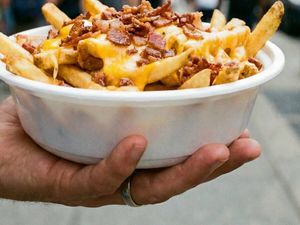 imagem do produto Batata Cheddar & Bacon + Donut Brinde