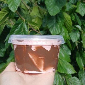 imagem do produto Morango com creme de avelã 250ML