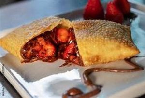 imagem do produto pastel  morango  com chocolate