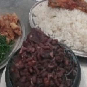 imagem do produto FEIJOADA MÉDIA 