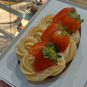 imagem do produto Ovo de Colher Brigadeiro com Morango