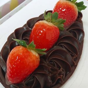 imagem do produto Ovo de Colher Brigadeiro com Morango