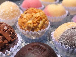 imagem do produto Brigadeiros Sortidos