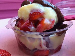 imagem do produto Bombom Aberto de Morango - 150g