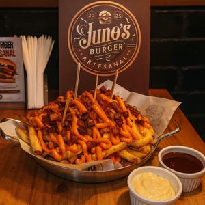 imagem do produto Batata Artesanal com Cheddar e Bacon - Grande