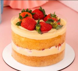 imagem do produto Naked Cake Ninho com morangos