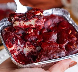 imagem do produto Torta cookie red velvet com leite Ninho (marmitinha-220ml)