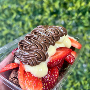 imagem do produto Escondidinho de ninho com morango e Nutella 