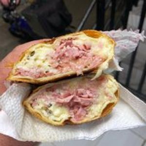 imagem do produto Brotas( Presunto, Calbresa triturada e Catupiry)