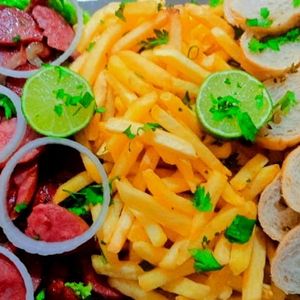 imagem do produto Calabresa com fritas e torradas 