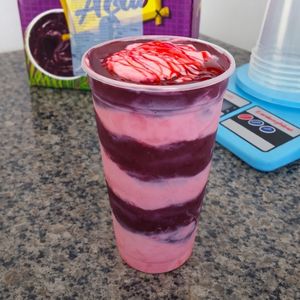 imagem do produto Açaí com creme de morango 