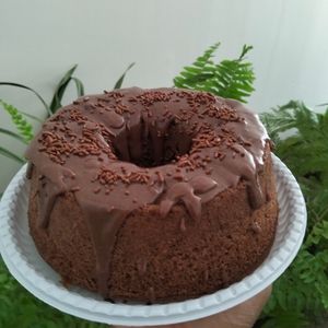 imagem do produto Bolo de chocolate 50%  cacau com cobertura de brigadeiro 