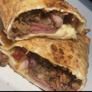 imagem do produto Carne moída,calabresa,queijo e bacon 