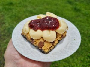 imagem do produto Brookie Ninho e Geleia de Morango