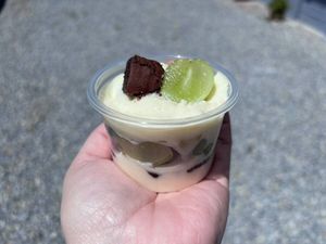 imagem do produto Creme de Ninho de Uvas Verdes e Brownie