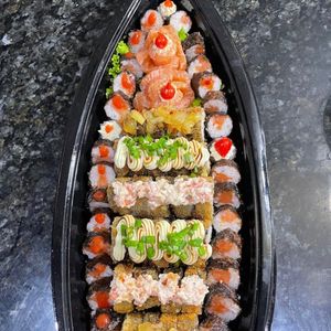 imagem do produto 3- combinado 65 peças + temaki grande 