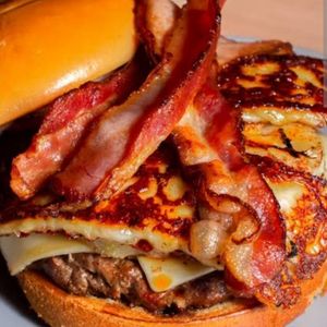 imagem do produto Queijo coalho com bacon 🥓