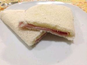 imagem do produto Tapioca com queijo e presunto