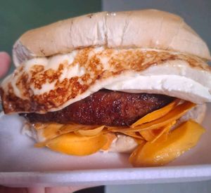 imagem do produto 2 pão com tucumã e queijo + 2 café com leite