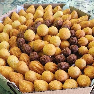 imagem do produto 35 Mini salgados 