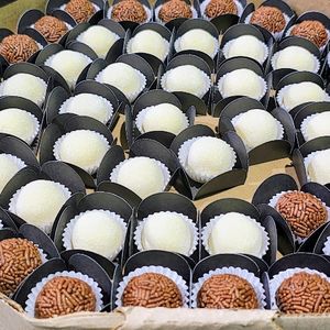 imagem do produto 25 docinhos 