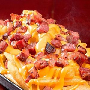 imagem do produto PORÇÃO DE BATATA FRITA COM CHEDDAR E BACON
