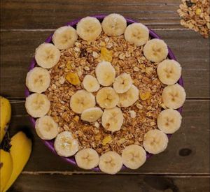 imagem do produto Açai com granola banana amendoim e leite condençado.