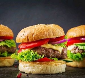 imagem do produto Combo Três Pecados Capitais. Grátis Coca-Cola de 2 Litros