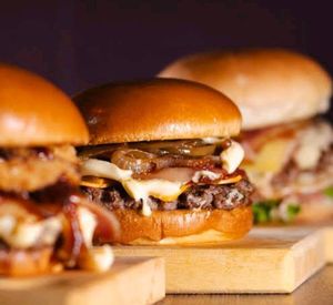 imagem do produto Combo Três com Gulas. Grátis Coca-Cola de 2 Litros.