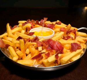 imagem do produto Porção de Batata Frita com Bacon e Calabresa- 150g