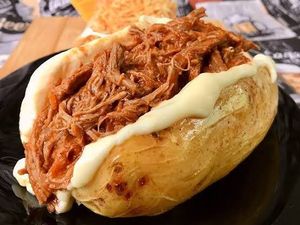 imagem do produto Batata de Carne Assada com Queijo