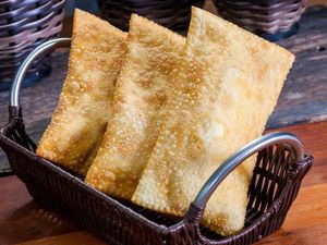 imagem do produto Três Pastéis+Três Bebidas