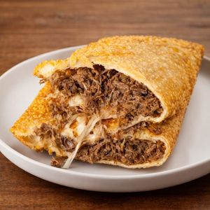 imagem do produto Monte seu Pastel com 2 ingredientes (20cm) 