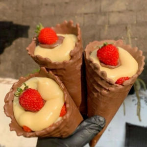 imagem do produto Bombom de morango 🍓 