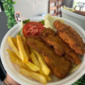 imagem do produto Frango empanado com fritas 