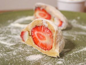 imagem do produto Coxinha Branco e Morango