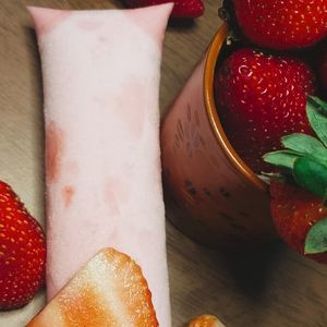 imagem do produto Gelinho D/morango C/pedacinhos de morango 