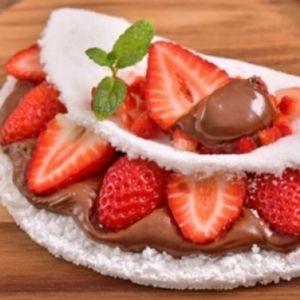 imagem do produto Tapioca com chocolate e Morango 