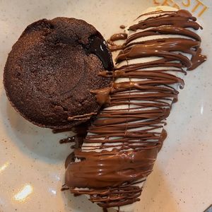imagem do produto Petit Gateau com Gelato