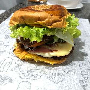 imagem do produto Hambúrguer Tradicional 